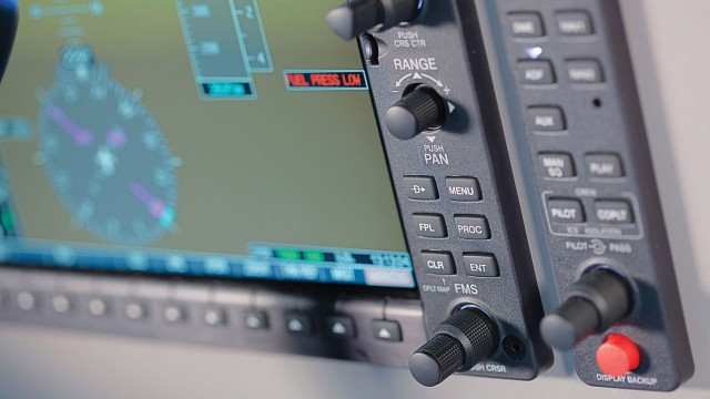 FOTOGRAFIE ZLIN Z 143 LSi GENIUS